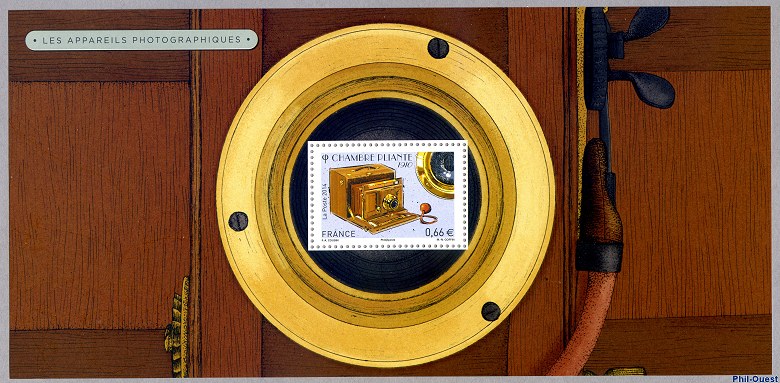 Image du timbre Souvenir philatélique de la chambre pliante