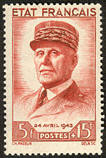 Le maréchal Pétain en uniforme