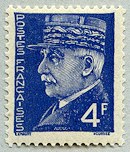 Maréchal Pétain, type Hourriez, 4 F outremer
    Typographie